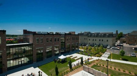 Wilfrid-Laurier-International-College (1)